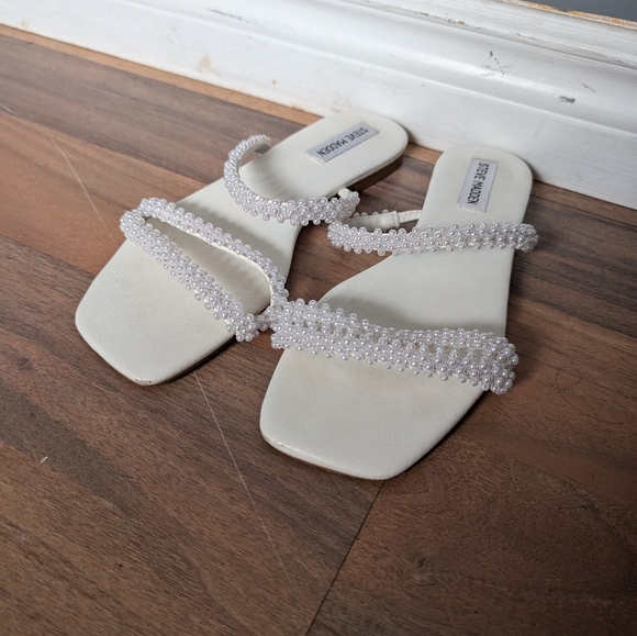 Steve Madden Pearl Sandals - Picture 2 of 3